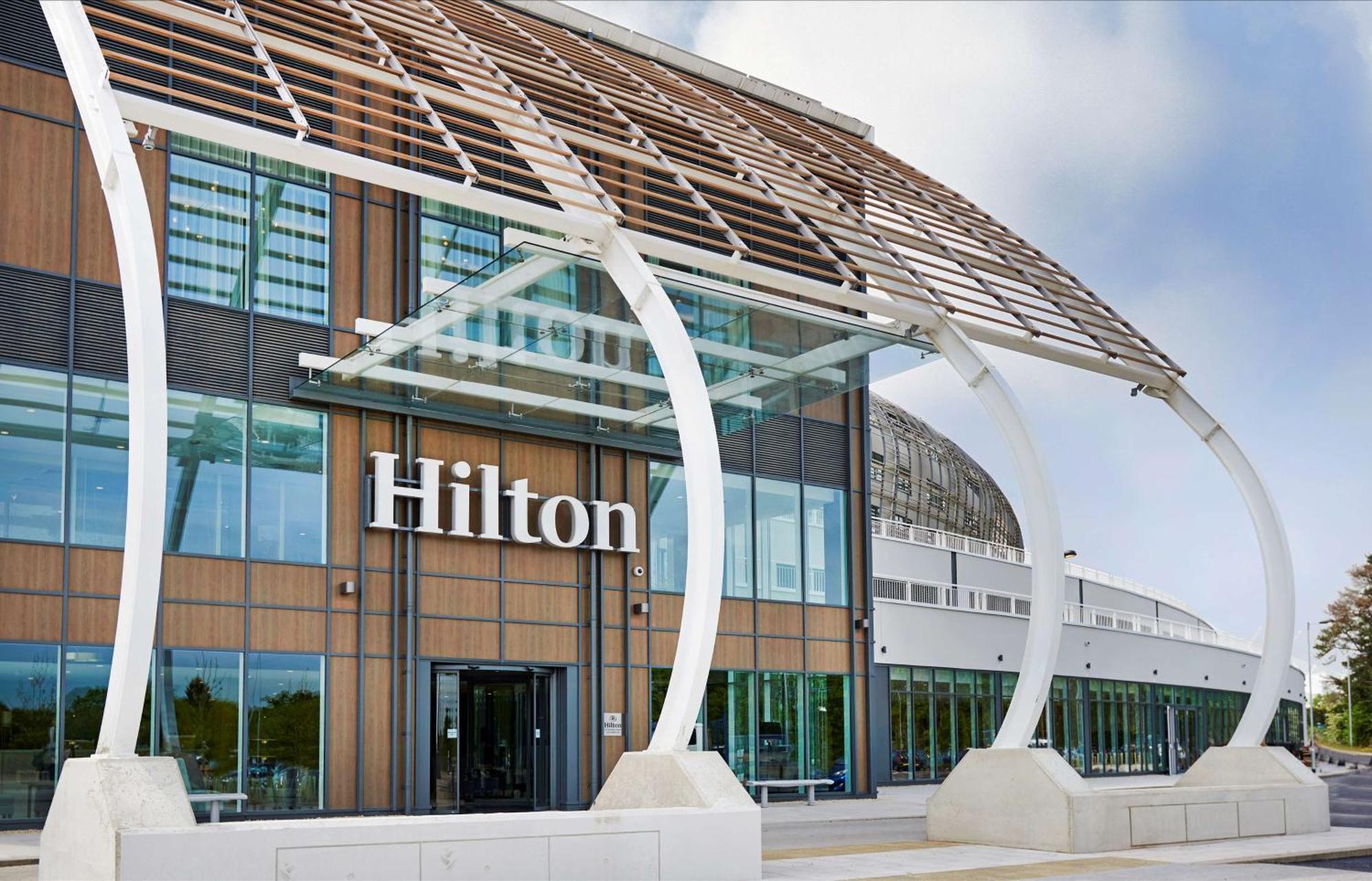 Отель Hilton Southampton - Utilita Bowl Экстерьер фото